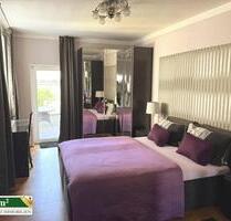 Elegante und vollausgestattete 2.5-Zimmer-Wohnung mit großer Dachterrasse - Düsseldorf Stadtmitte