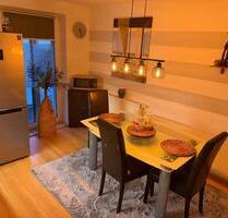 Voll möblierte 2-Zi.-Wohnung is Nähe S-Bahn (S2) Karlsfeld - München Allach-Untermenzing