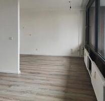 Attraktive 2-Zimmer Wohnung mit Balkon! - Mannheim Neckarstadt-Ost
