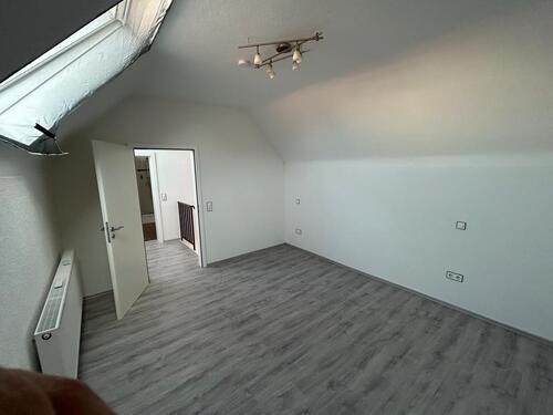 Foto - Etagenwohnung zur Miete in Waghäusel