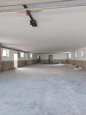 Foto - Lagerhalle *Lagerraum * Halle * Garage