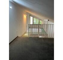 Helle Gartenwohnung Maisonette mit 2 zusätzlichen Hobbyräumen - Eichenau