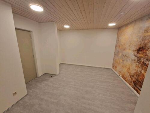 Foto - BüroZimmerRaum - 420,00 EUR Kaltmiete,