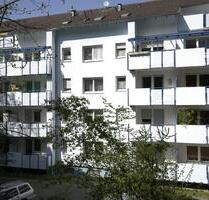 * * WOHNGLÜCK * * Zentral gelegene 2-Zimmer-Wohnung m. Südbalkon - Kumhausen