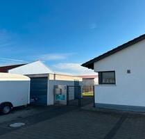 Gewerbeimmobilie in Oettingen - 1.000,00&nbsp;EUR Kaltmiete, ca.&nbsp; 98,00&nbsp;m&sup2; in Oettingen in Bayern (PLZ: 86732)
