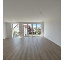 Moderne 3 Zimmer-Wohnung mit Balkon,Einbauküche,Klimaanlage - Hockenheim