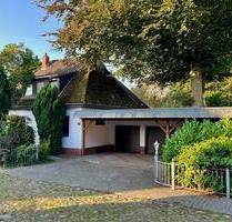 Einfamilienhaus mit 1.444 m² Grundstück in Nordenham-Atens