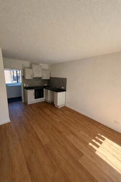 Foto - 2 Zimmer Erdgeschosswohnung mit Terrasse – fußläufig zum Bahnhof Erstbezug nach Renovierung