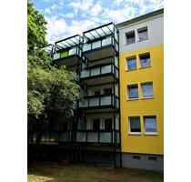 Gut geschnittene 2-Raumwohnung mit großem Balkon! - Bad Dürrenberg