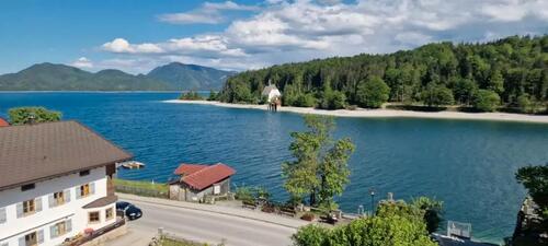 Foto - Attraktive 2-Zimmer-Wohnung direkt am Walchensee mit Bergblick