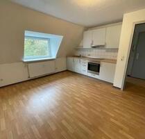 Frisch renovierte 2-Zimmer-Wohnung in Ettlingen – provisionsfrei!