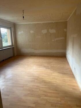 Foto - 3 NKM frei + Gutschein 1.000,00 € Sehr schöne 3 Zimmer Wohnung mit Balkon in Duisburg zu vermieten