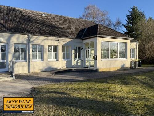 Foto - Praxisflächen in zentraler Lage von Mestlin!!