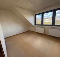 3 ZKB renovierte Dachgeschosswohnung in SB-Burbach zu vermieten - Saarbrücken West