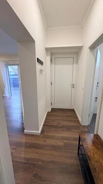 Foto - Büroraum mit Stellplatz zu vermieten
