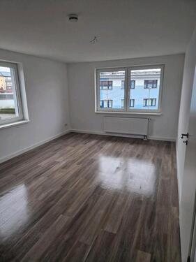 Foto - renovierte Zweizimmerwohnung - 740,00&nbsp;EUR Kaltmiete, ca.&nbsp; 82,14&nbsp;m&sup2;