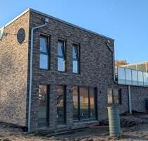 Obergeschosswohnung mit separatem Eingang und großer Dachterrasse - Hamminkeln