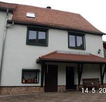 Einliegerwohnung - 348,00&nbsp;EUR Kaltmiete, ca.&nbsp; 87,00&nbsp;m&sup2; in Pößneck (PLZ: 07381)