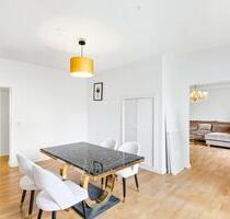 ***Großzügige möblierte Maisonettewohnung mit Balkon in Berlin-Zehlendorf (Für 6-12 Monate)**