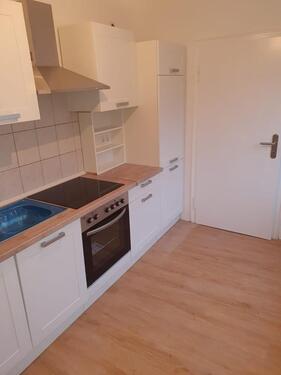 Foto - 3 Zimmer, Küche, Bad, Einbauküche, Stellplatz, Garten