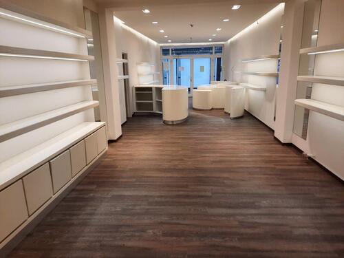 Foto - Ladenlokal - 900,00 EUR Kaltmiete, ca.  70,00 m²