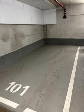 Foto - Tiefgaragenstellplatz in Schwabing Nord zu vermieten - 120,50€Mo