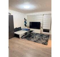 Günstiger möblierter Schlafplatz in zimmer für Frau.. - Köln Mülheim