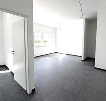 Stilvolle 2-Zimmer-Wohnung im Erdgeschoss – modern saniert & bezugsfertig - Bietigheim-Bissingen