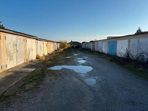 Foto - Garage zur Miete 18qm - 80,00 EUR Miete,