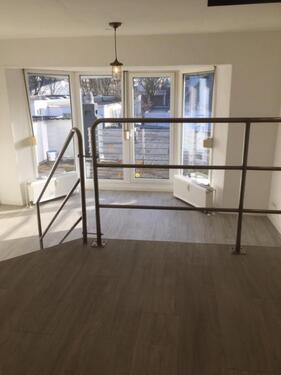 Foto - 1 Raum mit Balkon und Küche ca. 35 qm