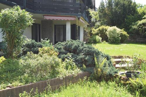 Foto - Mietwohnung im Grünen - 3,5 Zi.-Whg. im EG mit Garten