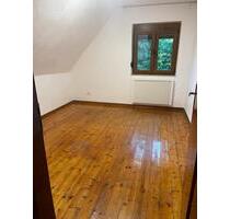 Zu Vermieten in Altenkirchen - 1.300,00&nbsp;EUR Kaltmiete, ca.&nbsp; 115,00&nbsp;m&sup2; in Altenkirchen (Westerwald) (PLZ: 57610)