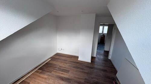 Foto - 3 Zimmer Dachgeschoßwohnung zur Miete in Bergheim