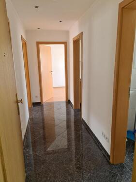 Foto - Helle 3-Zimmer-Wohnung in gepflegtem 6-Parteienhaus – ab 01.12.20