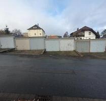 Vermiete Garage extra lang mit Strom in Auerbach im Vogtland - Auerbach/Vogtland
