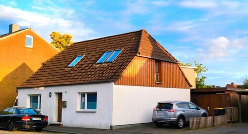 Foto - Einfamilienhaus EFH Freistehend mit Garten & Carport