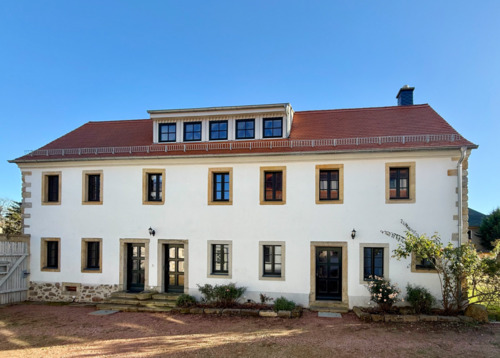 Foto - Modernisiert: Bauernhaus mit 5 Zimmern, EBK, 2 Bäder, Garten