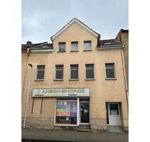 Vielseitiges Raumwunder mit Gewerbeeinheit: Ihr Sanierungsobjekt - Crimmitschau