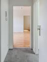 Foto - Frisch sanierte 2-Raum-Wohnung mit Einbauküche