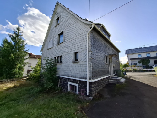 Foto - Einfamilienhaus mit viel Potenzial in schöner Lage