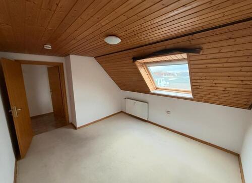 Foto - Dachgeschosswohnung in ruhige Lage