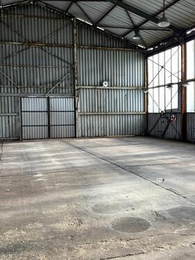 Foto - Unterstellung Stellplatz für Wohnwagen, Wohnmobil, Boot, PKW