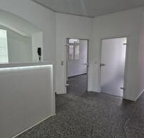 Gewerberäume Praxis zu vermieten im Zentrum von KirchbergSachsen!