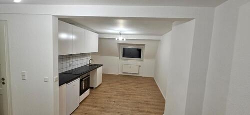 Foto - Geräumige, neuwertige 2,5 Zimmer Wohnung in Düsseldorf-Eller