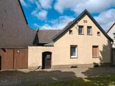 Foto - Einfamilienhaus mit großem Grundstück