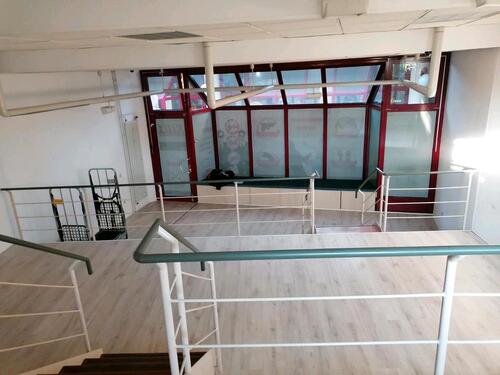 Foto - Schöne Gewerbefläche für Einzelhandel Büro Kiosk Kinderbetreuung