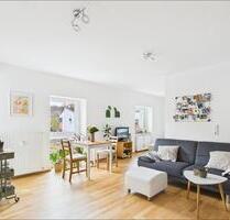 1- Zimmer Wohnung mit EBK und Loggia in Aschaffenburg