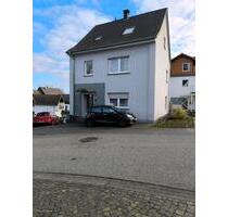 Dreifamilienhaus in Staudt - 285.000,00&nbsp;EUR Kaufpreis, ca.&nbsp; 186,00&nbsp;m&sup2; in Mogendorf (PLZ: 56424)