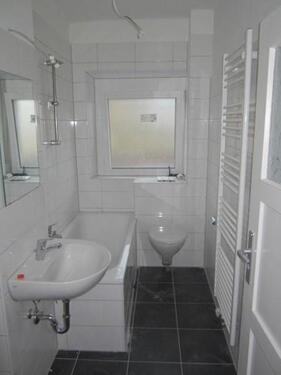 Foto - Sehr gemütliche, renovierte 2,5-Zimmer-Wohnung ab sofort frei