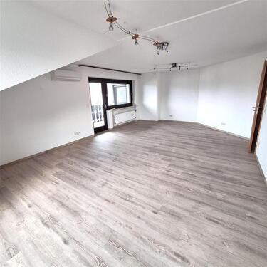 Foto - VIEL PLATZ in SONNIGER 3-Zi.-Whg. mit LIEBEVOLLEN DETAILS! Ruhige Wohnlage in Allersberg!